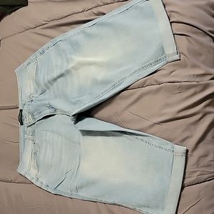 Blue Jean Capri's